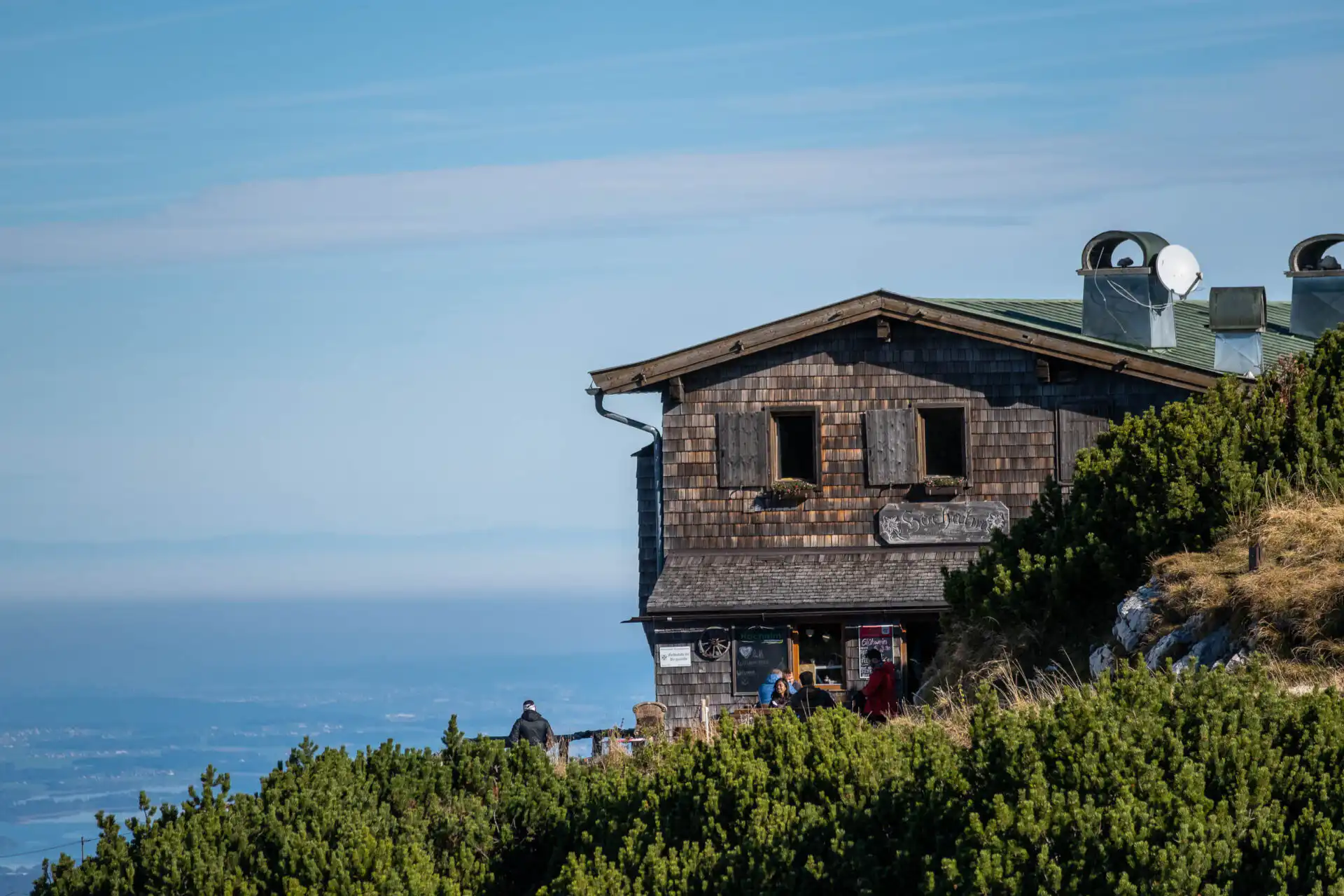 geiereck mountain hut 01