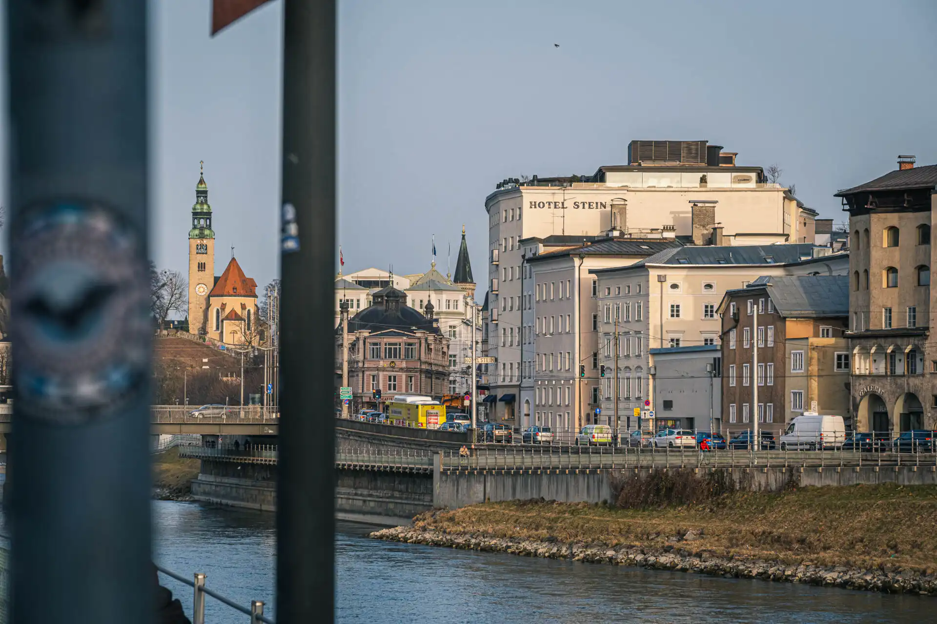 hotel stein salzburg across salzach 01