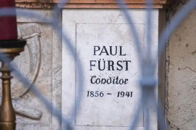 petersfriedhof paul furst confectioner grave 01