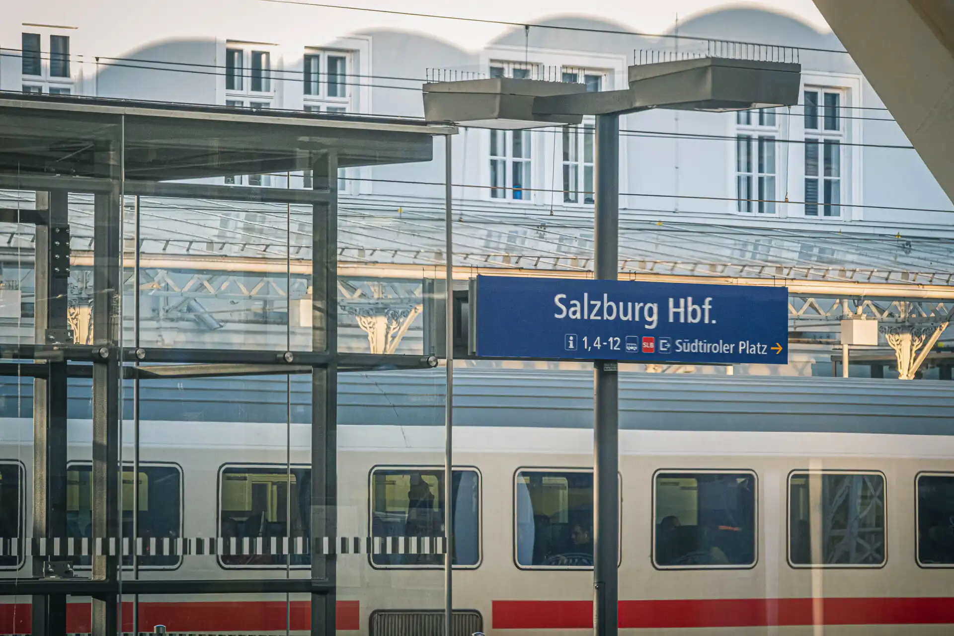 Platform destination sign at Salzburg Hauptbahnhof