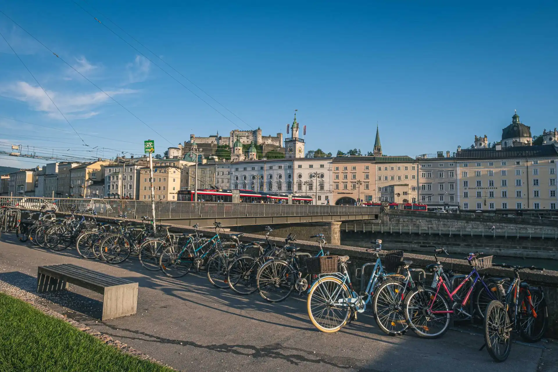 Bikes on the Staatsbruecke with the fortress behind