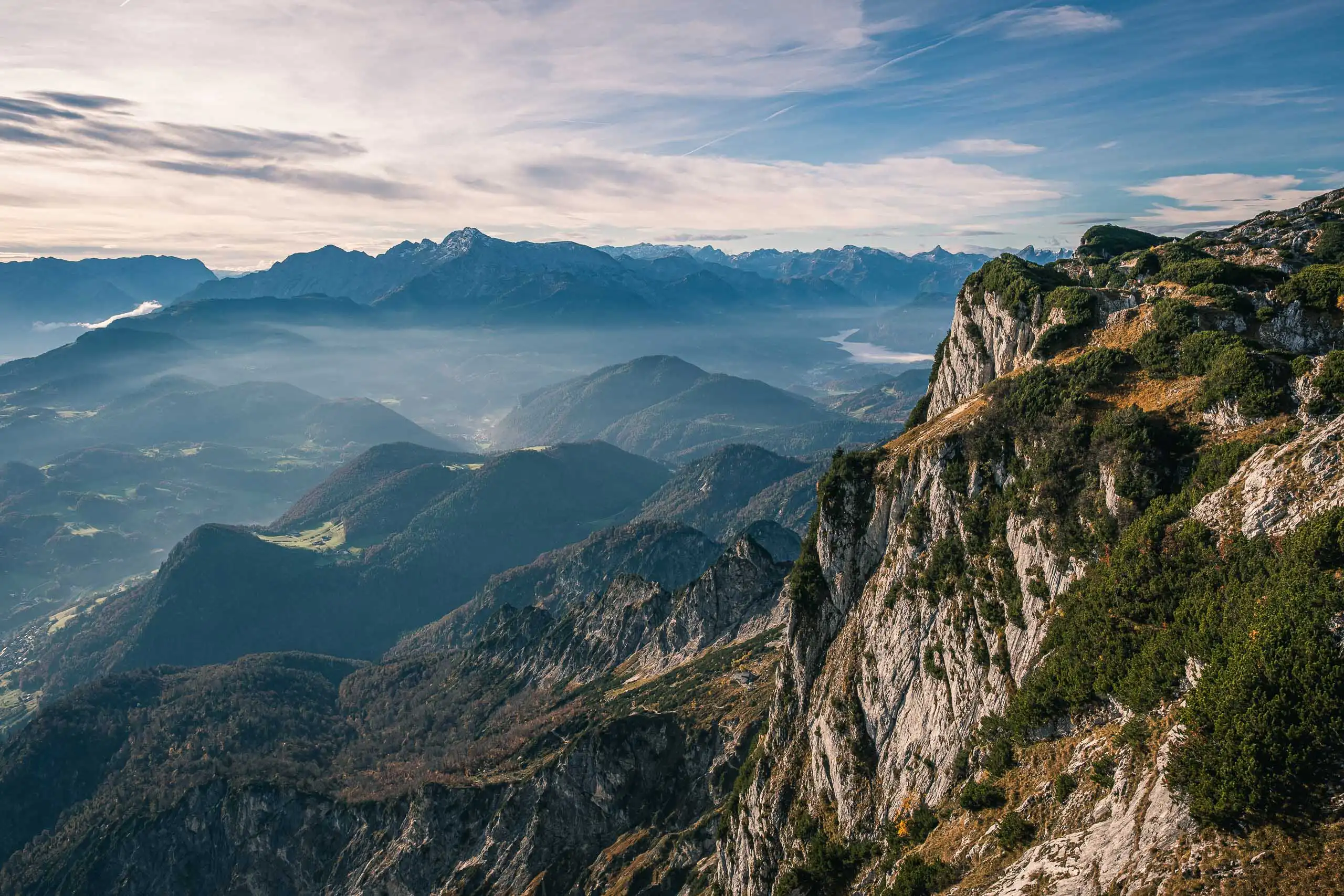 South ridge view over the lakes of the Salzkammergut